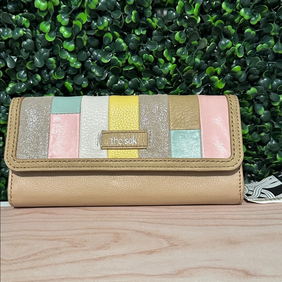 The Sak Iris Cali Leather Wallet #12 - Picture 2 of 4